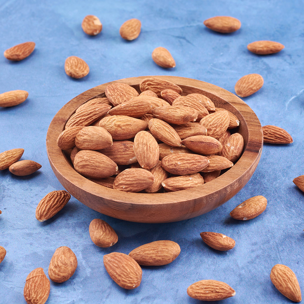 Organic bulk raw almonds bulk nuts wholesale