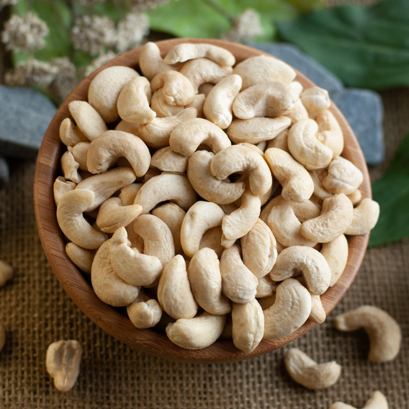 Organic Raw Cashews snack supplier